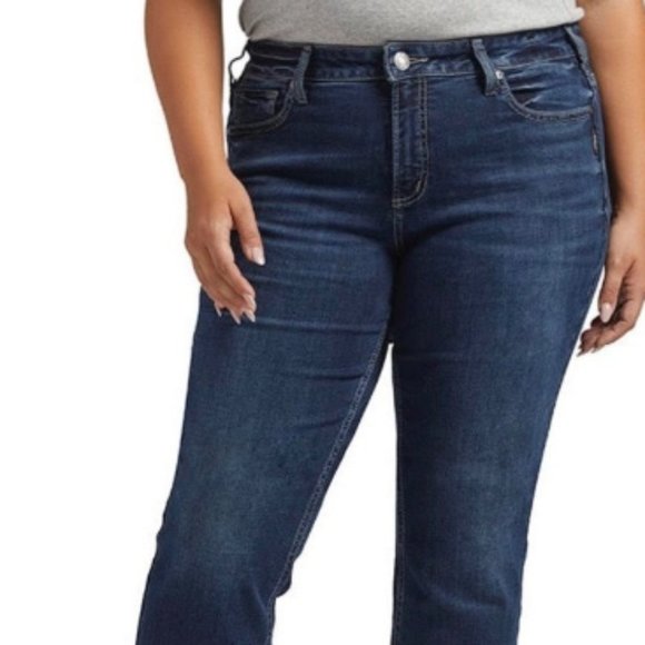 Suki Curvy Fit Straight Jean - Picture 1 of 9